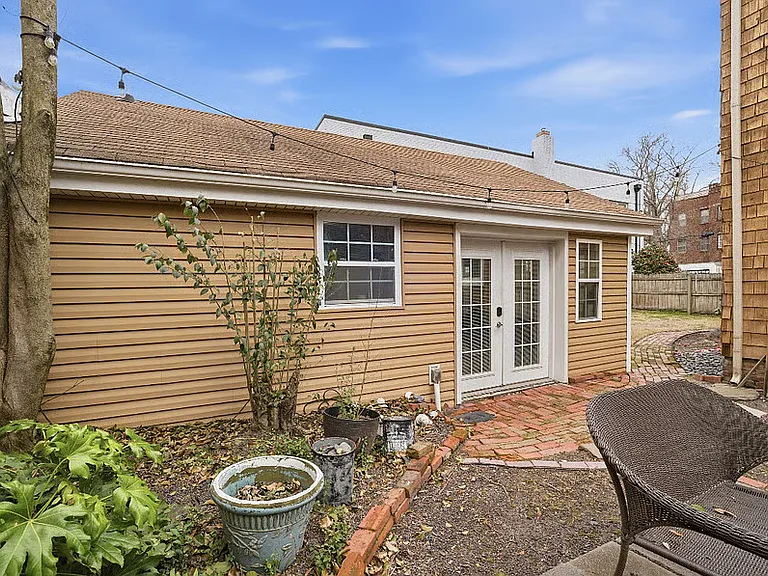 831 Gates Ave #C — Photo 13