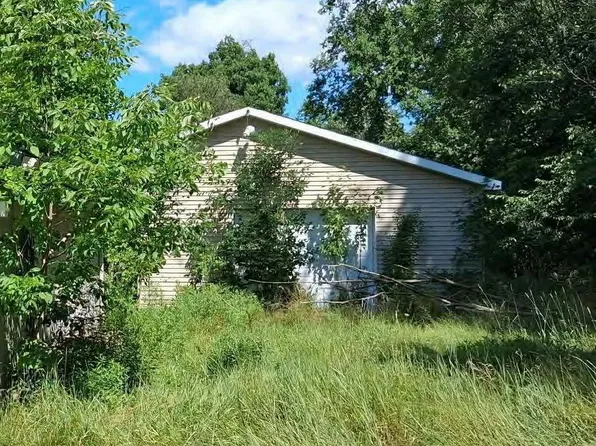 5245 Washburn Rd, Goodrich, MI 48438