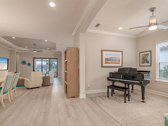 4th image of 5329 Salcano St