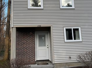 236 Locust Hl #1, Shelburne, VT 05482