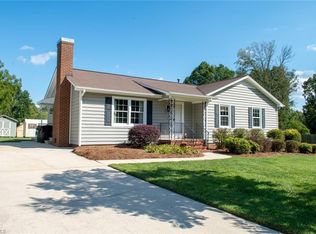 1615 McCuiston Dr, Burlington, NC 27215