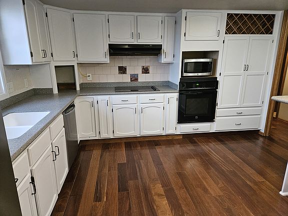 5th image of 4265 McPherson Ave