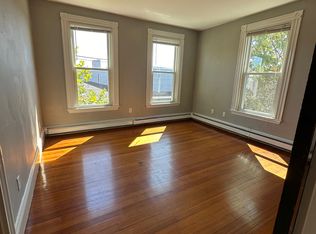 3 Dane St #3, Somerville, MA 02143