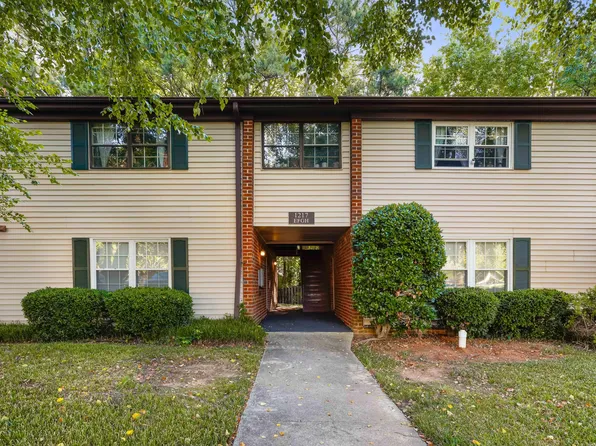 1217 Manassas Ct APT G, Raleigh, NC 27609