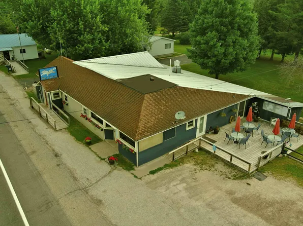 18017 E M 48, Goetzville, MI 49736