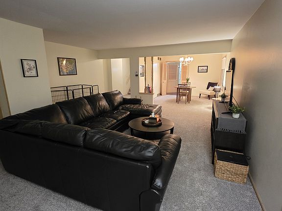 5th image of 2747 N 92nd St