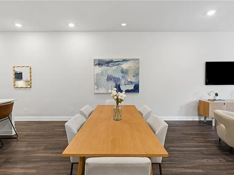 857 Constellation Dr — Photo 12
