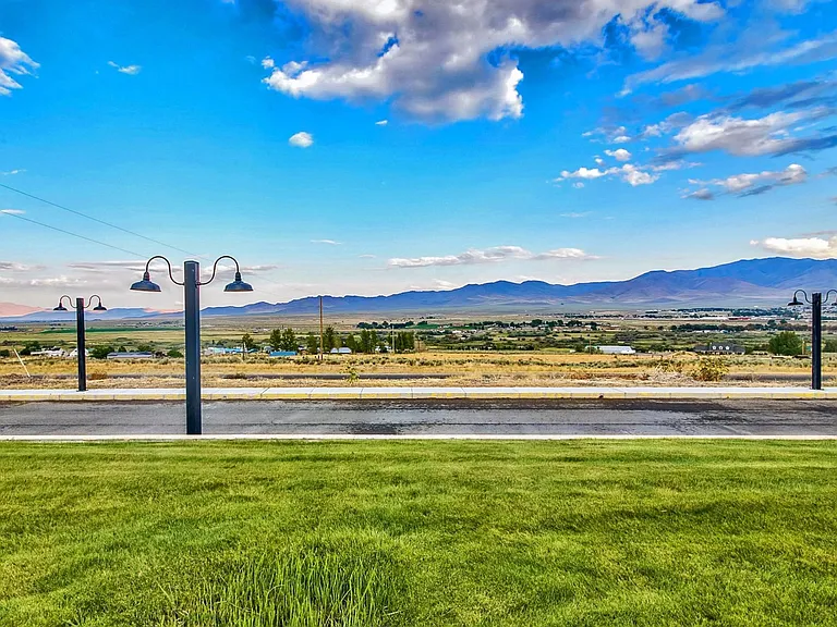 5750 US Highway 95 N — Photo 25