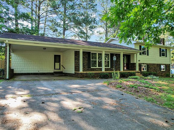 2nd image of 4040 Tomahawk Cir NW