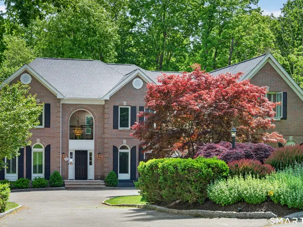 29 Greenleaf Farms Road, Newtown, CT 06470