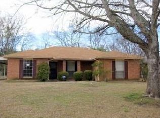 3324 E Brookwood Dr, Montgomery, AL 36116