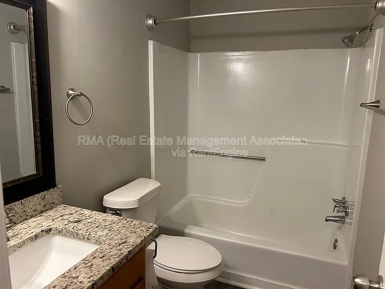 254 N McDonough Rd — Photo 6