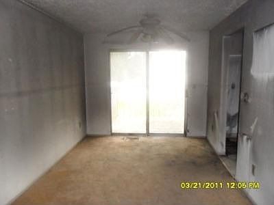 4th image of 12619 43rd Ave NE