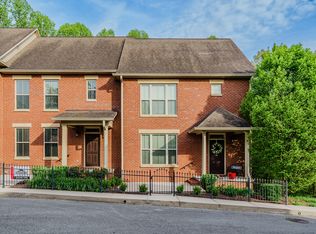 1107 Sugarhill Pl, Cookeville, TN 38501