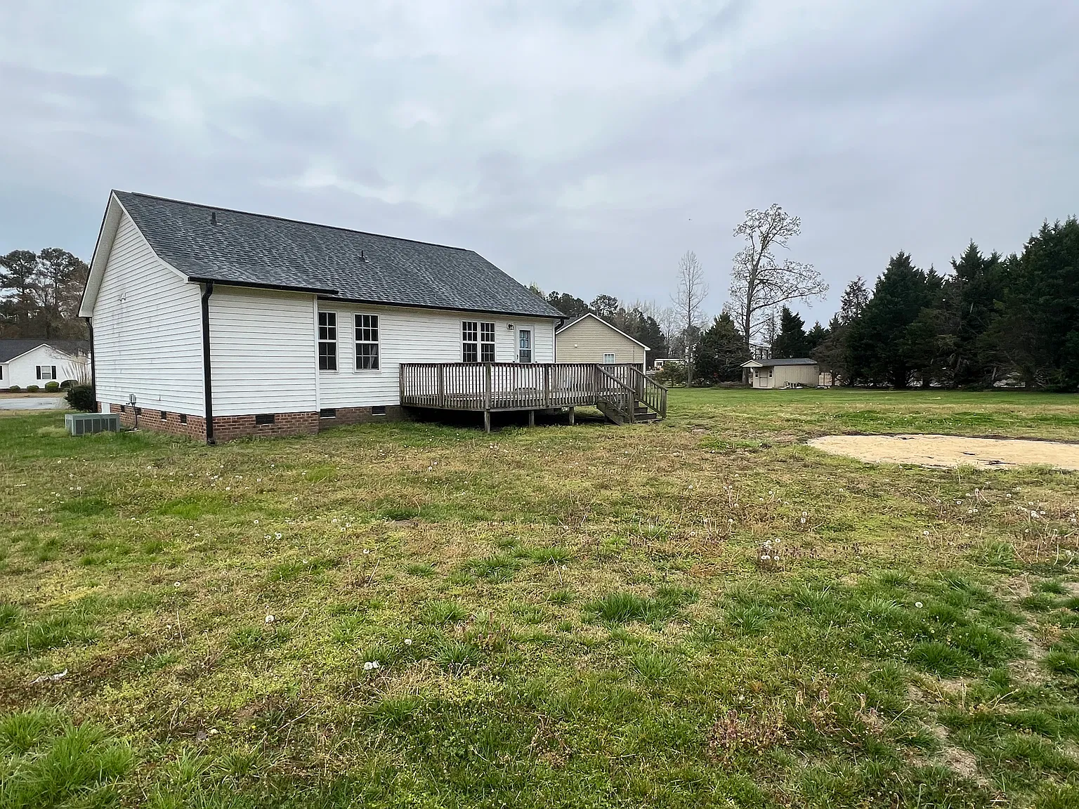 3 bed, 1197 sqft, $1,650 — Photo 3