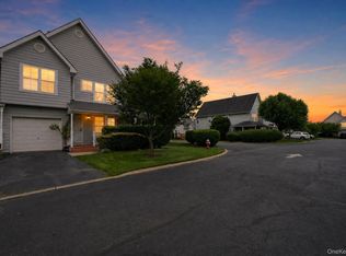 1 Summerfield Cir, Central Islip, NY 11722
