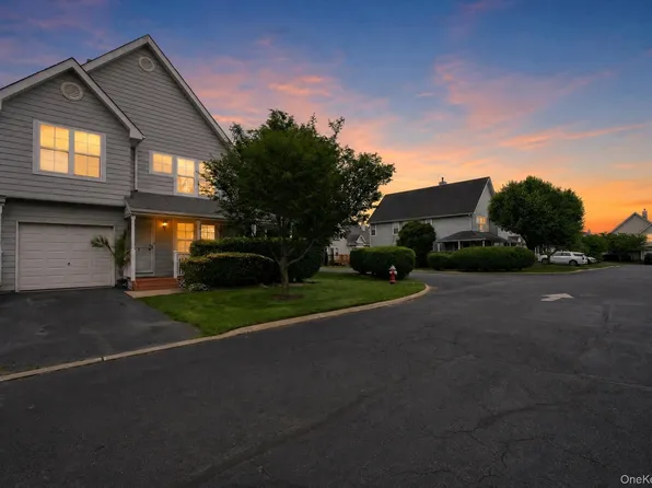 1 Summerfield Circle, Central Islip, NY 11722