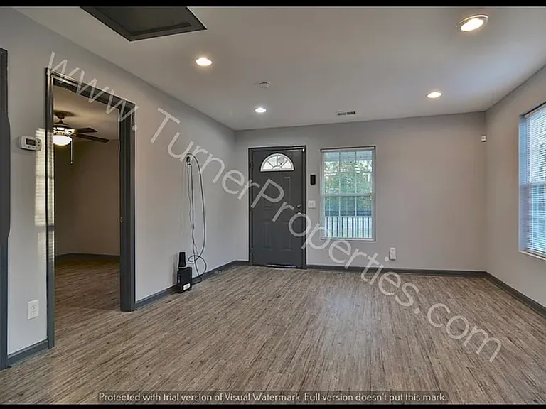 124 Tyler Rd — Photo 8