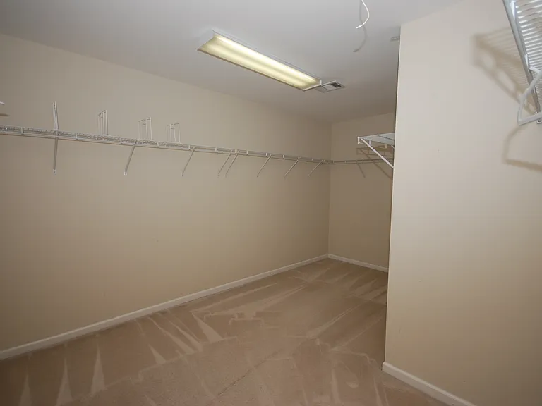 314 Forest Bend Dr — Photo 20