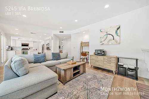5245 Via Brumosa Photo 1