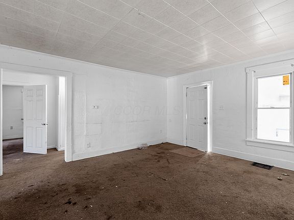 4th image of 2670 Berrell Ave