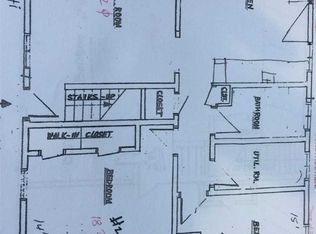 25 Lombardy Dr, Shirley, NY