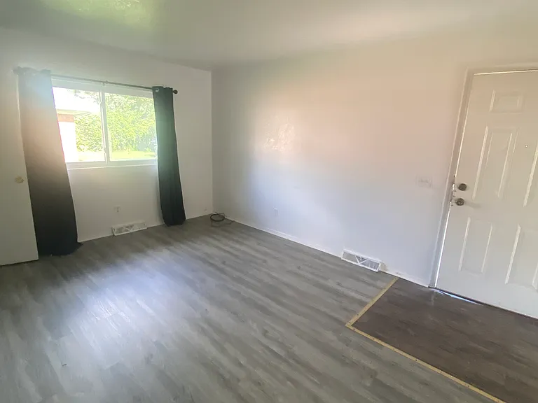 3212 E Manhattan Blvd #2 — Photo 9