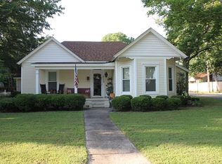 613 E Pryor St, Athens, AL 35611