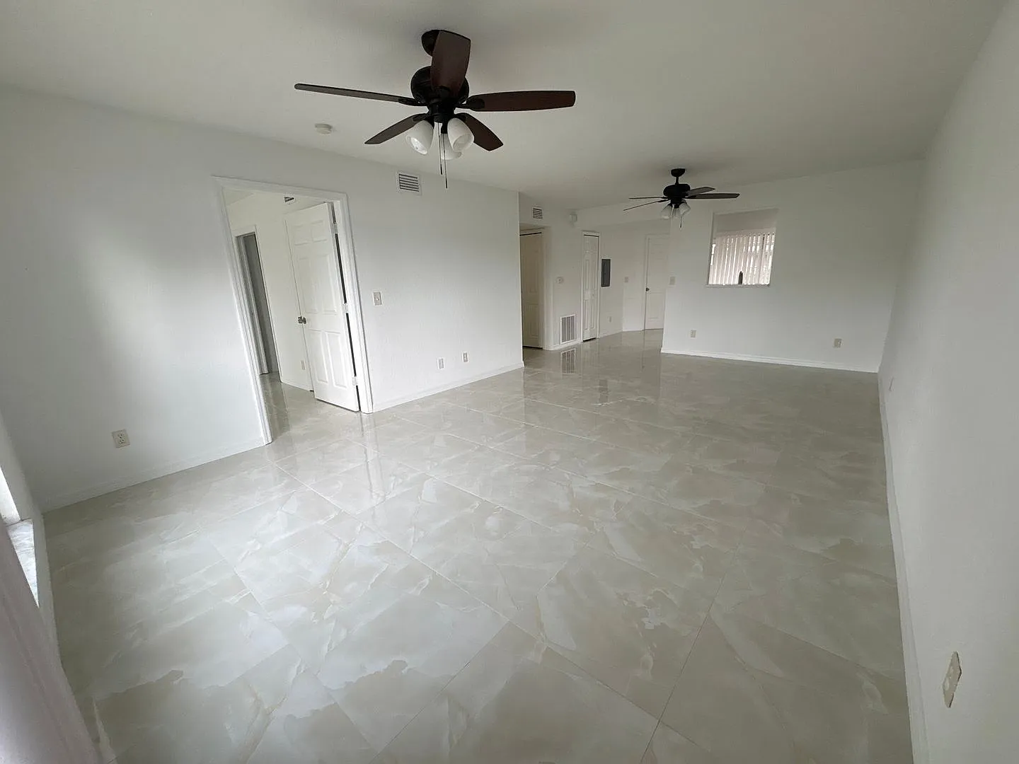 4704 Skyline Blvd — Photo 2