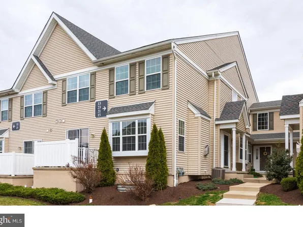 13 Granite Ln, Chester Springs, PA 19425