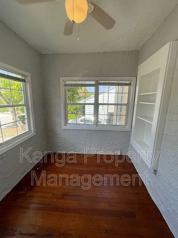 736 Omar Rd — Photo 3