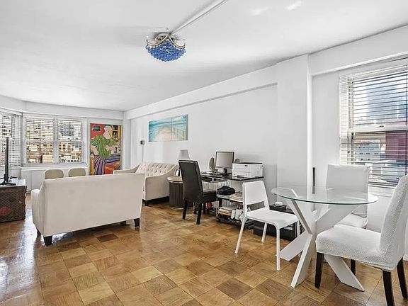 2nd image of 220 E 60th St APT 9K