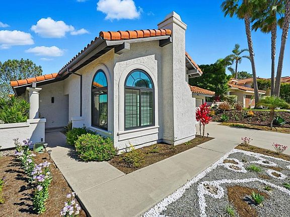 3rd image of 1776 Avenida La Posta