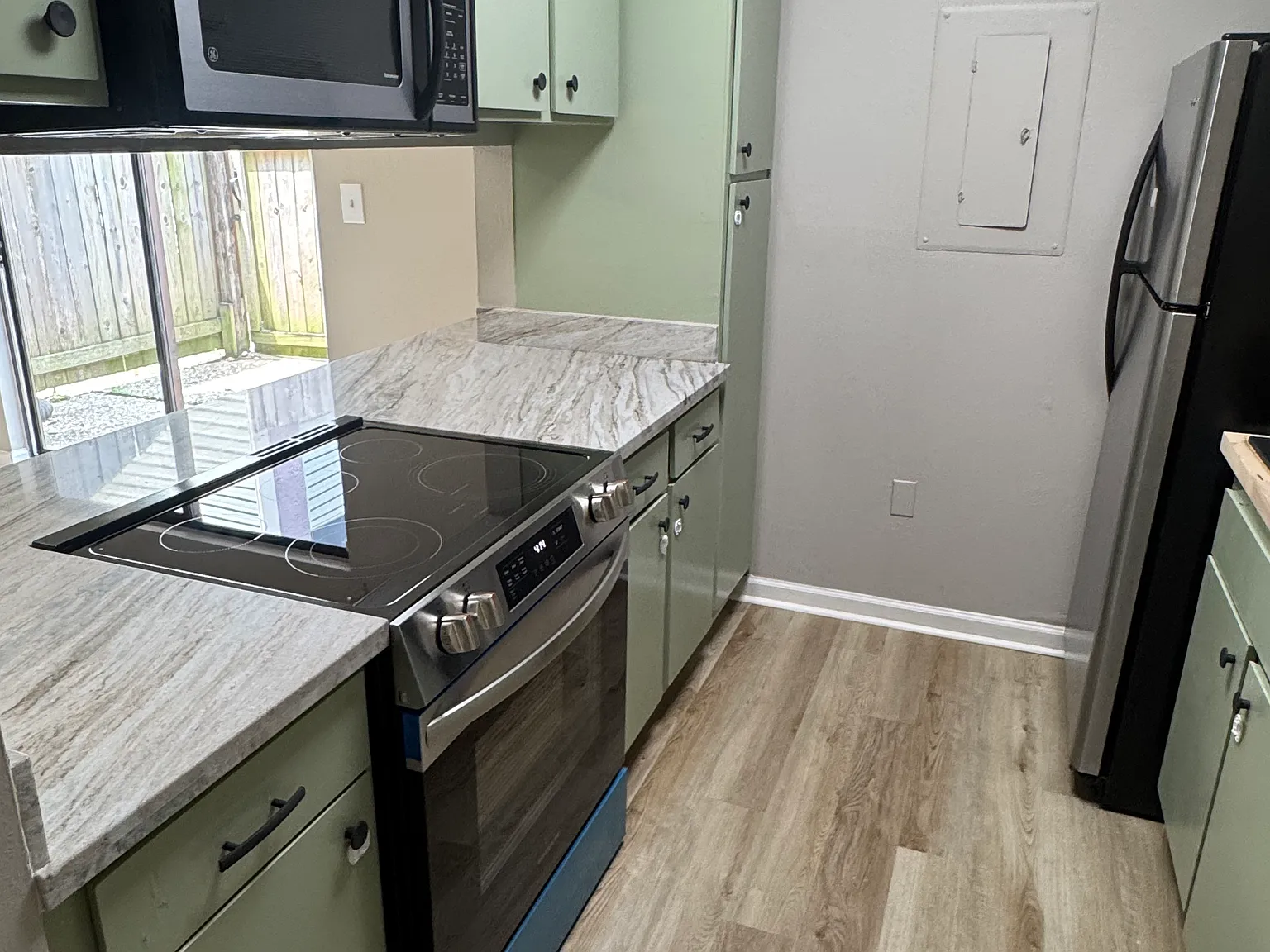 110 W Bayou Pkwy — Photo 4