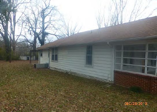 2nd image of 306 Enterprise St
