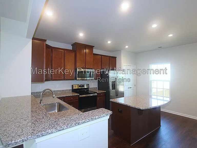 1160 Platform Dr — Photo 6