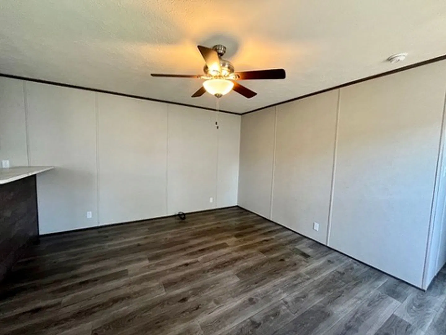 3 bed, 1056 sqft, $1,209 — Photo 4