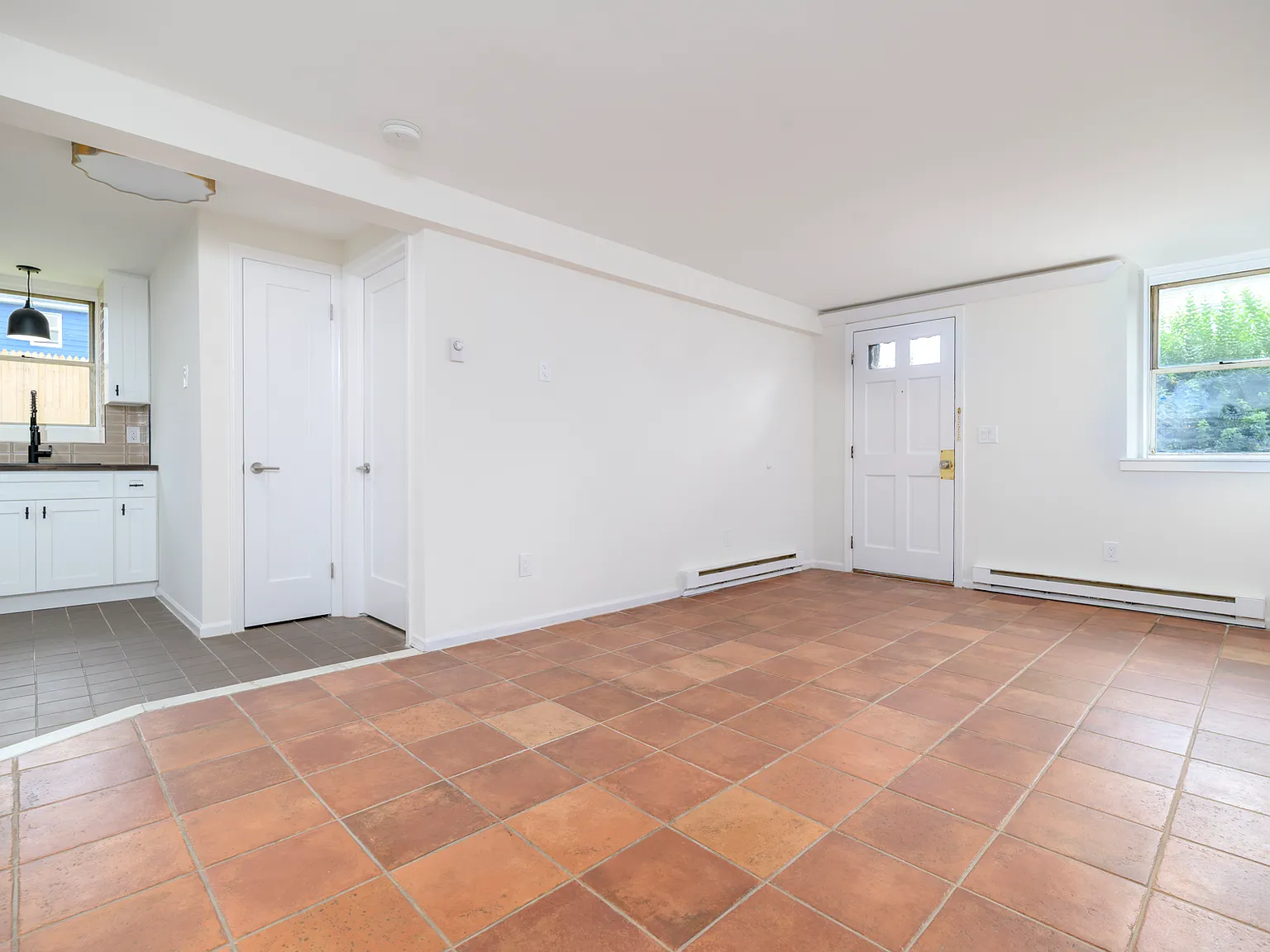 1 bed, 660 sqft, $2,200 — Photo 2