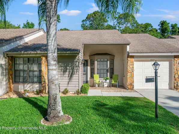 6634 Sovereign Way, Spring Hill, FL 34606