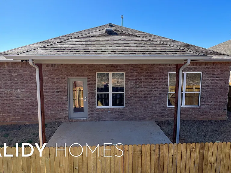 428 Remington Ave — Photo 28