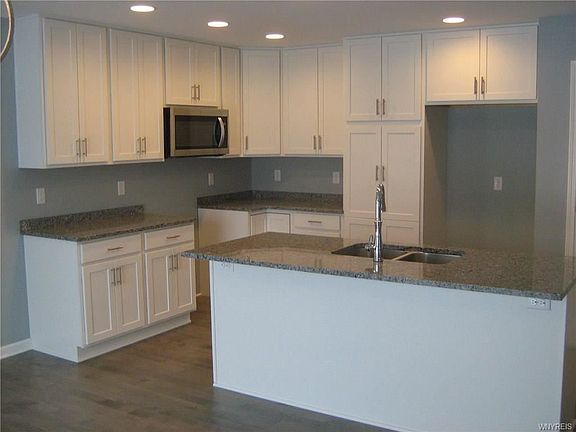 2nd image of 37 Vista Ct