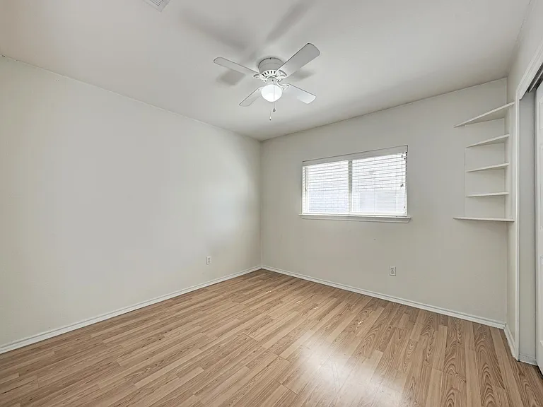1201 Sheltie Ln — Photo 22
