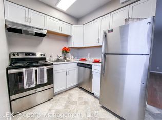 917 Magnolia Ln #9715122, Madison, WI 53713