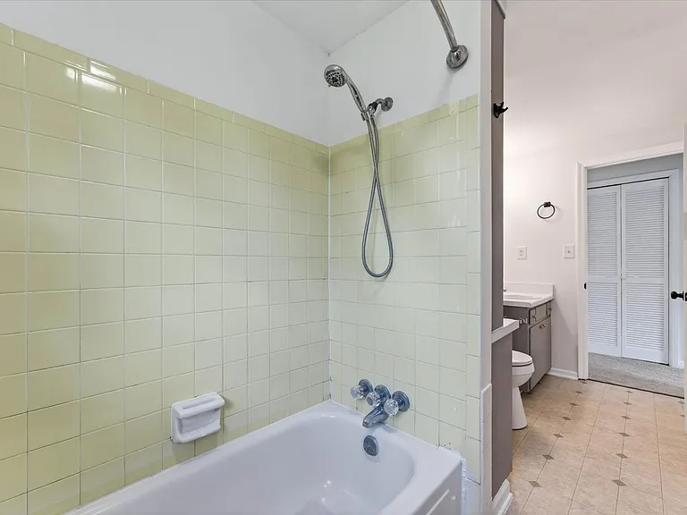 444 Appleton Dr — Photo 22
