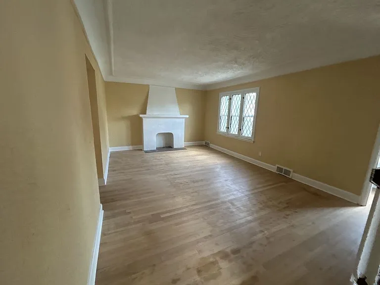 17409 Warrington Dr — Photo 7