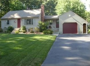 10 Tenney Rd, Pelham, NH 03076