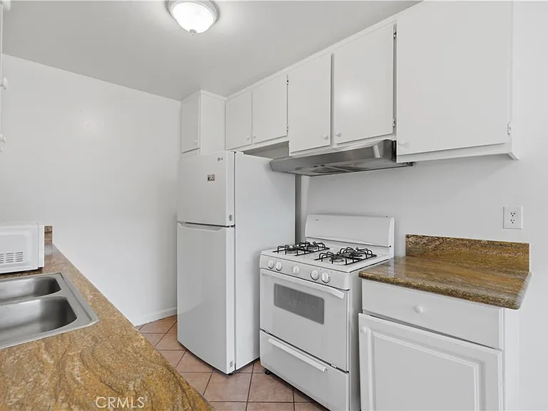 1250 S Brookhurst St #2058 — Photo 12