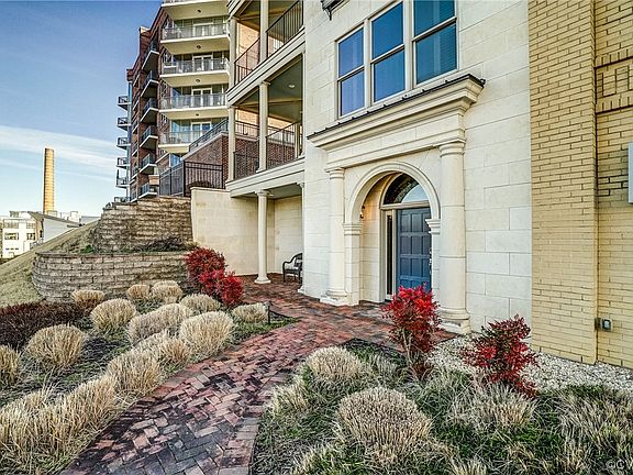 2nd image of 1 Bankside Mews