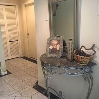 tile entry foyer