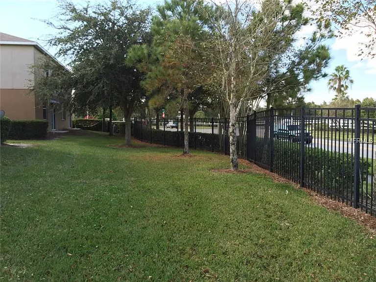 3911 Pemberly Pines Cir — Photo 13